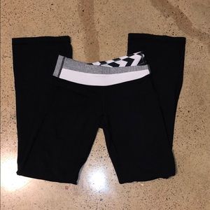 Lulu lemon yoga pants